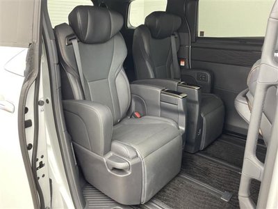 TOYOTA ALPHARD - 10