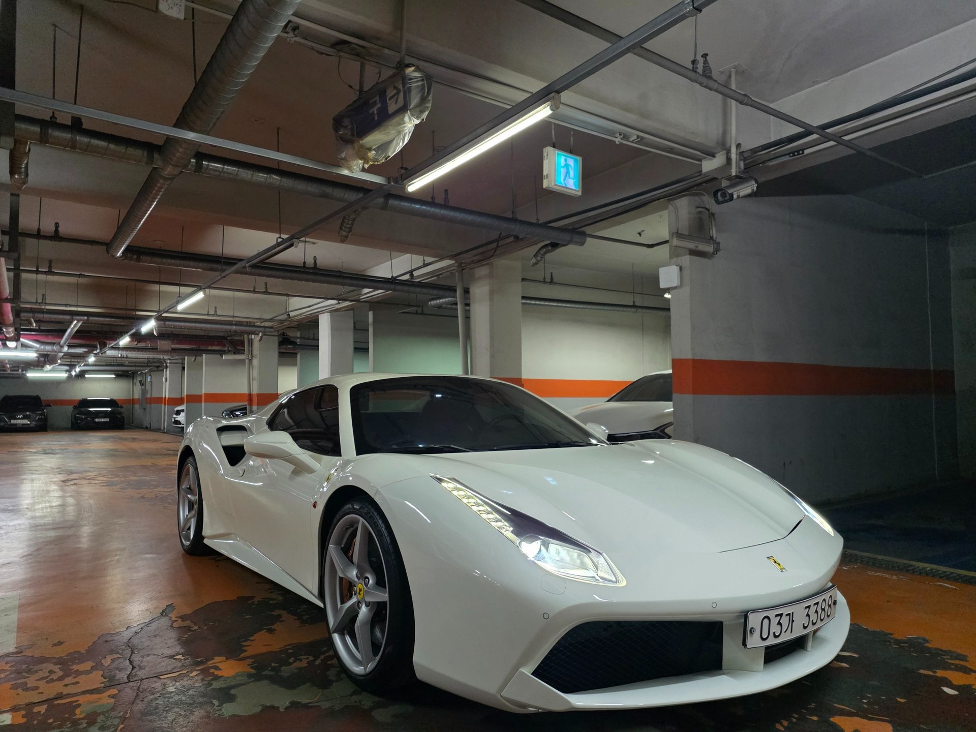 FERRARI 488 SPIDER - View 1