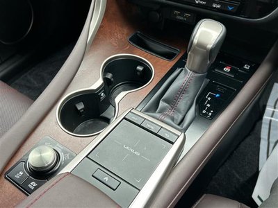 LEXUS RX - 7