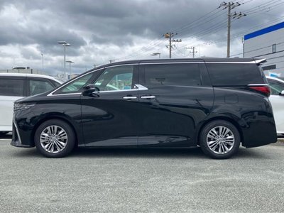 صورة 2 لـ 2025 TOYOTA ALPHARD