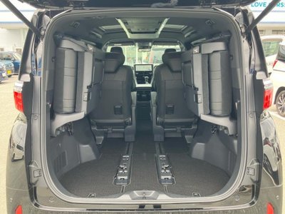 صورة 8 لـ 2025 TOYOTA ALPHARD