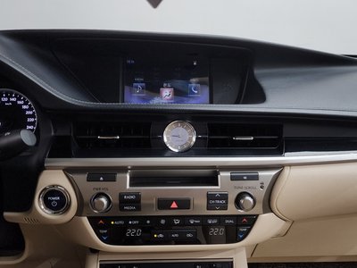 2014 Lexus ES 缩略图 14