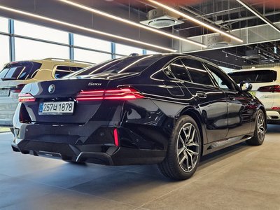 BMW 5 SERIES - 5