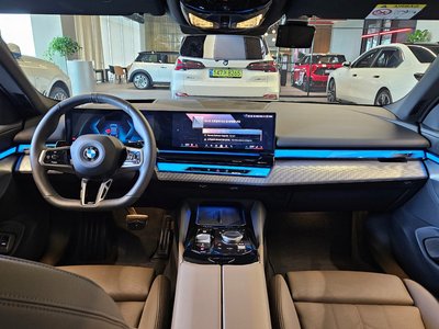 BMW 5 SERIES - 4