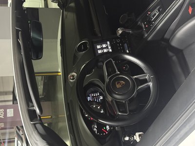 2017 Porsche 718 photo 10