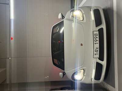 2017 Porsche 718 photo 2