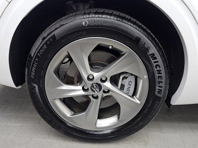 صورة 6 لـ 2024 Genesis GV70