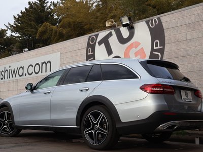 MERCEDES-BENZ E-CLASS - 6