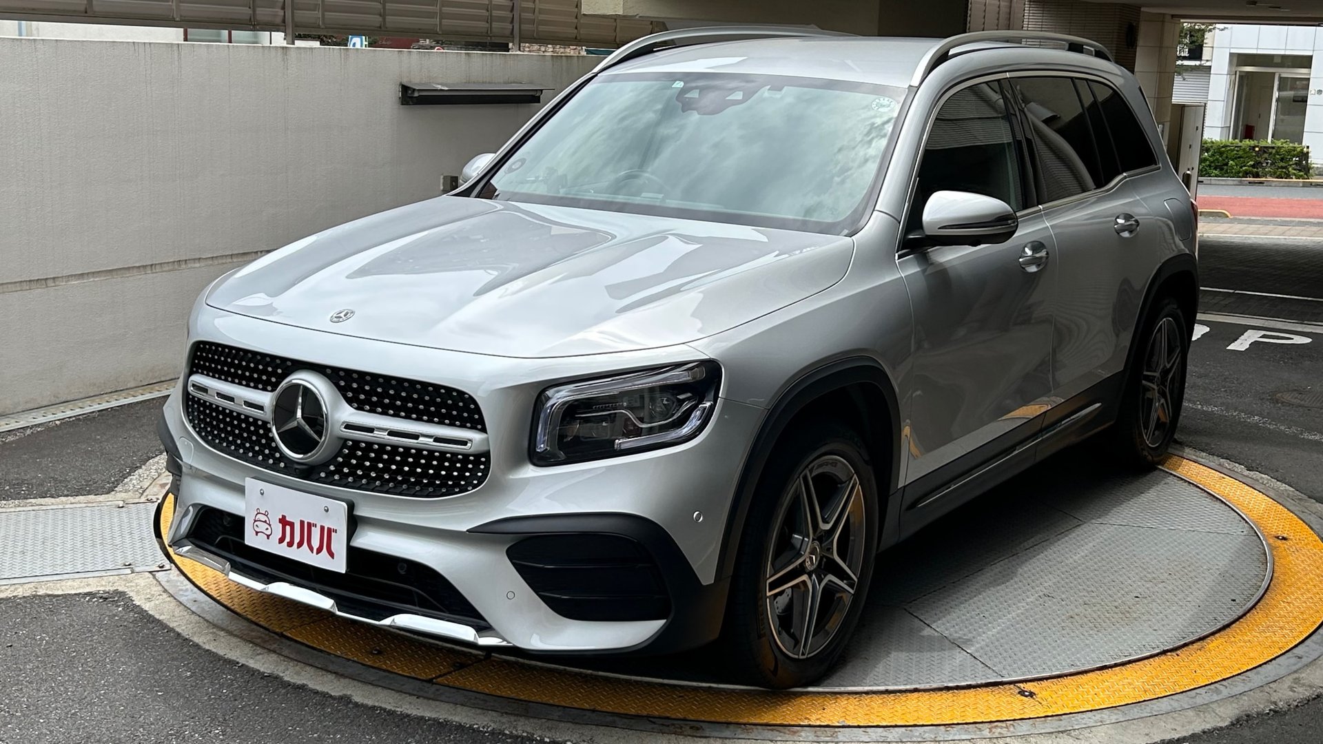 MERCEDES-BENZ GLB-CLASS GLB200D AMG LINE - View 1