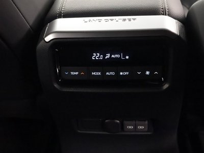 صورة مصغرة 19 لـ 2024 Toyota LAND CRUISER 250