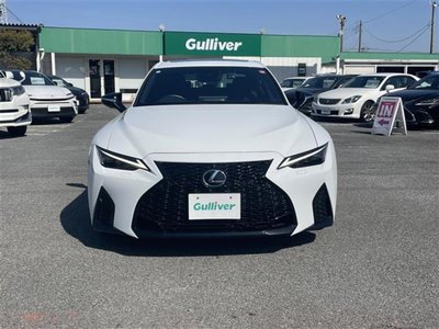 LEXUS IS - 3
