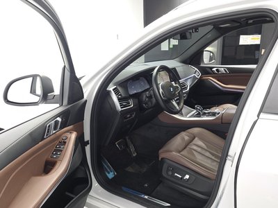 2022 BMW X5 — миниатюра 13