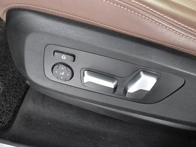 2022 BMW X5 — миниатюра 32