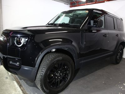 LAND ROVER DEFENDER - 5