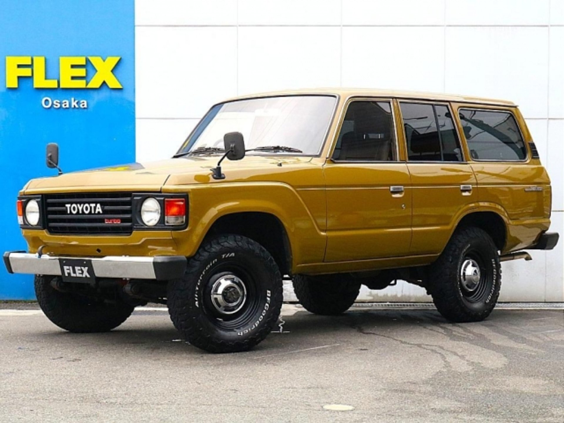 TOYOTA LAND CRUISER 60 - View 1