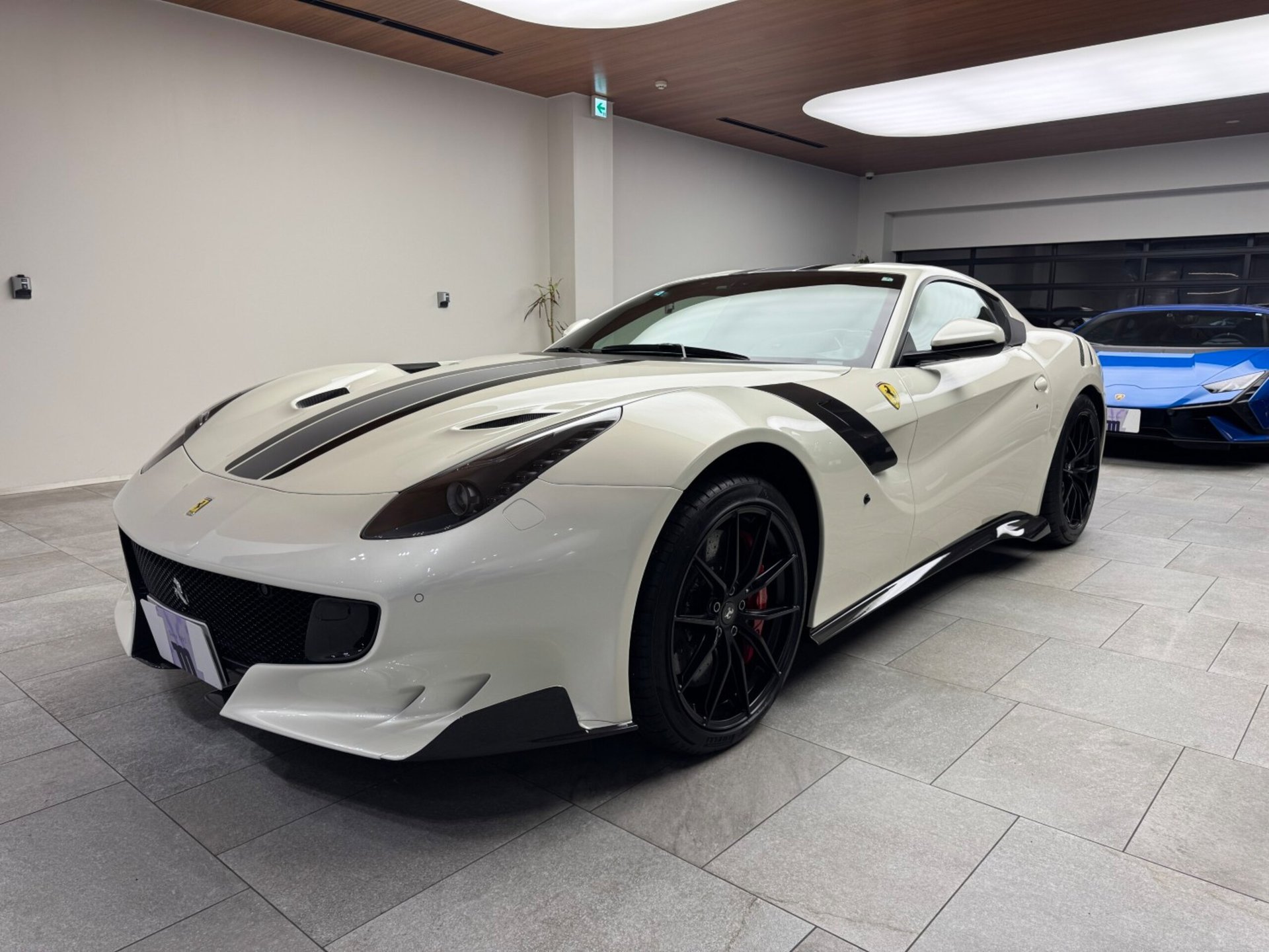 FERRARI F12 TDF - View 1