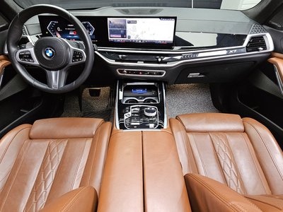 صورة 5 لـ 2024 BMW X7