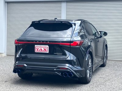 صورة 2 لـ 2023 Lexus RX