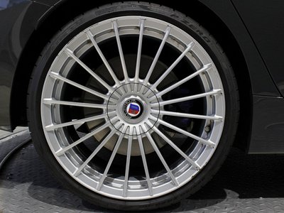 BMW ALPINA D3 TOURING - 9