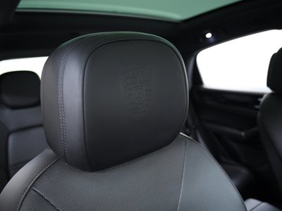 2020 Porsche CAYENNE photo 8