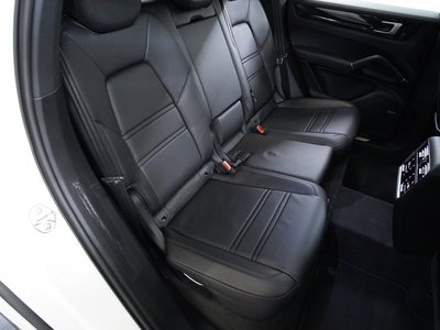 2020 Porsche CAYENNE 缩略图 38