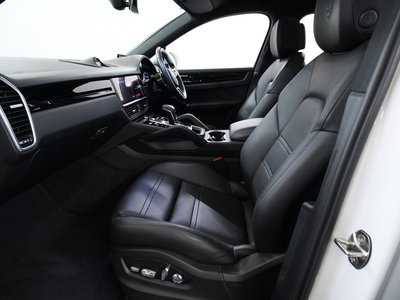 2020 Porsche CAYENNE 缩略图 35