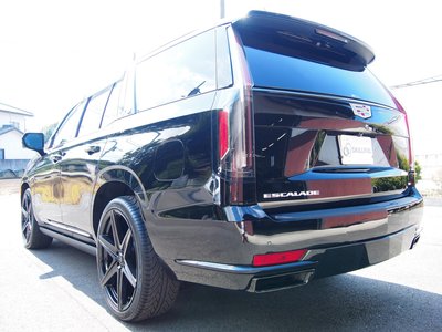 CADILLAC ESCALADE - 6