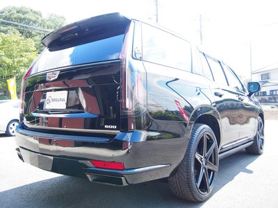 CADILLAC ESCALADE - 5