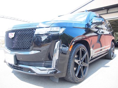 CADILLAC ESCALADE - 2