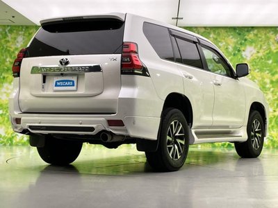 TOYOTA LAND CRUISER - 3