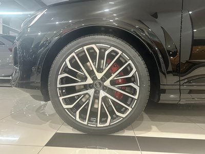 AUDI SQ7 - 6