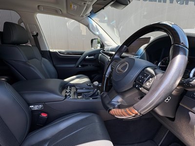 2018 Lexus LX photo 8
