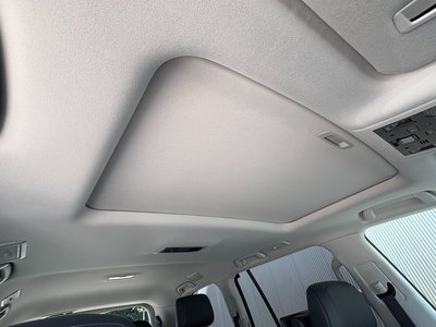 2018 Lexus LX photo 5