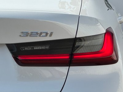 2025 BMW 3 SERIES 缩略图 14