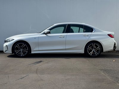 صورة 7 لـ 2025 BMW 3 SERIES