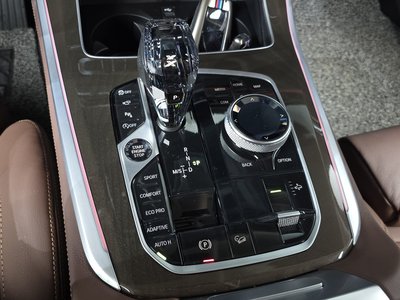 2022 BMW X5 — миниатюра 12