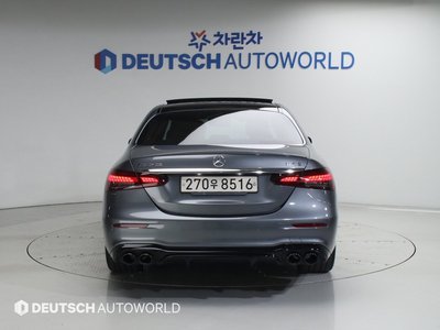 MERCEDES-BENZ E-CLASS - 3