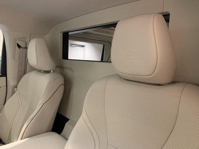 2024 Lexus LM — миниатюра 61