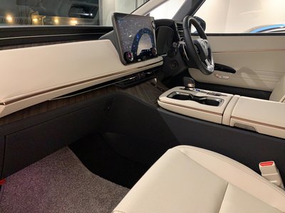2024 Lexus LM — миниатюра 70