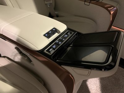 2024 Lexus LM — миниатюра 34