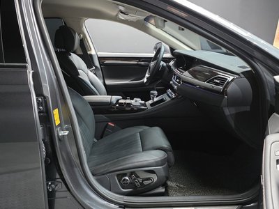 2019 Genesis G90 — миниатюра 16