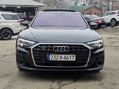 AUDI A8 - 1