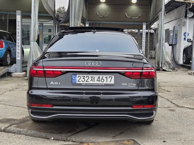 AUDI A8 - 2