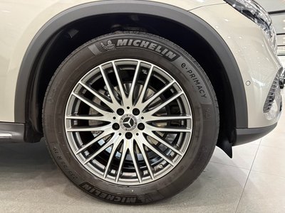 MERCEDES-BENZ GLC - 8