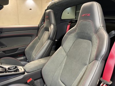 2025 Porsche 911 — миниатюра 23