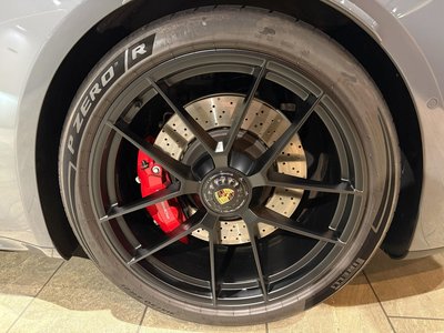 2025 Porsche 911 — миниатюра 46