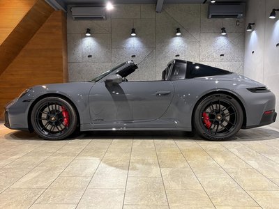 2025 Porsche 911 — миниатюра 12