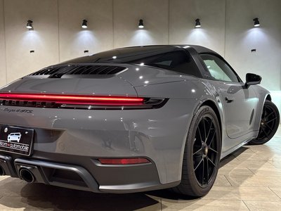 2025 Porsche 911 — миниатюра 16