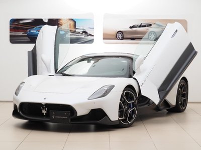 MASERATI MC20 - 4