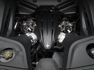 MASERATI MC20 - 7